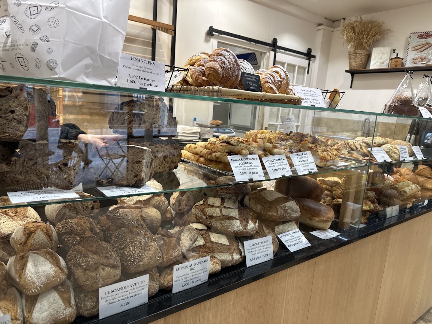 Boulangerie Bacillus - Dames Paris 17 · Photos 3