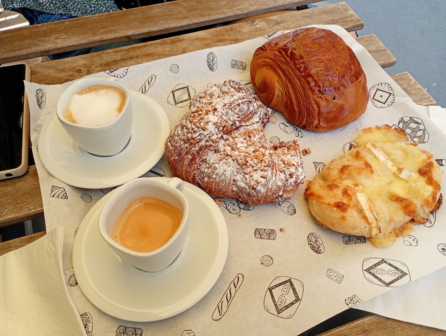 Boulangerie Bacillus - Dames Paris 17 · Photos 9